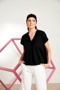 Naya Square Shape Top